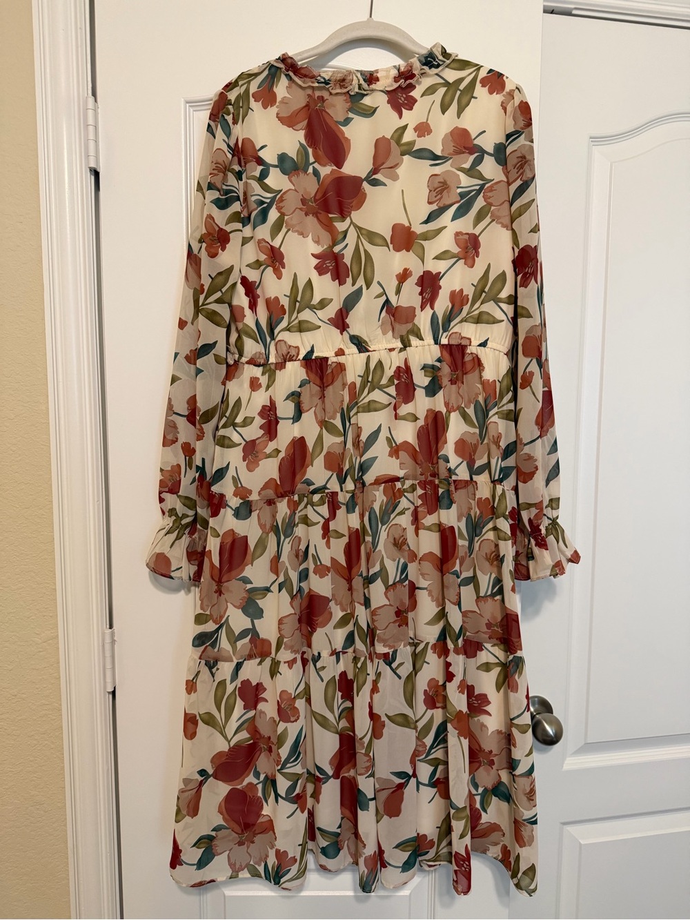 JODIFL Cream Midi Dress with Red & Green Floral Print - Picture 4 of 5